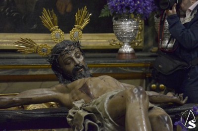  Besapis Cristo de Burgos